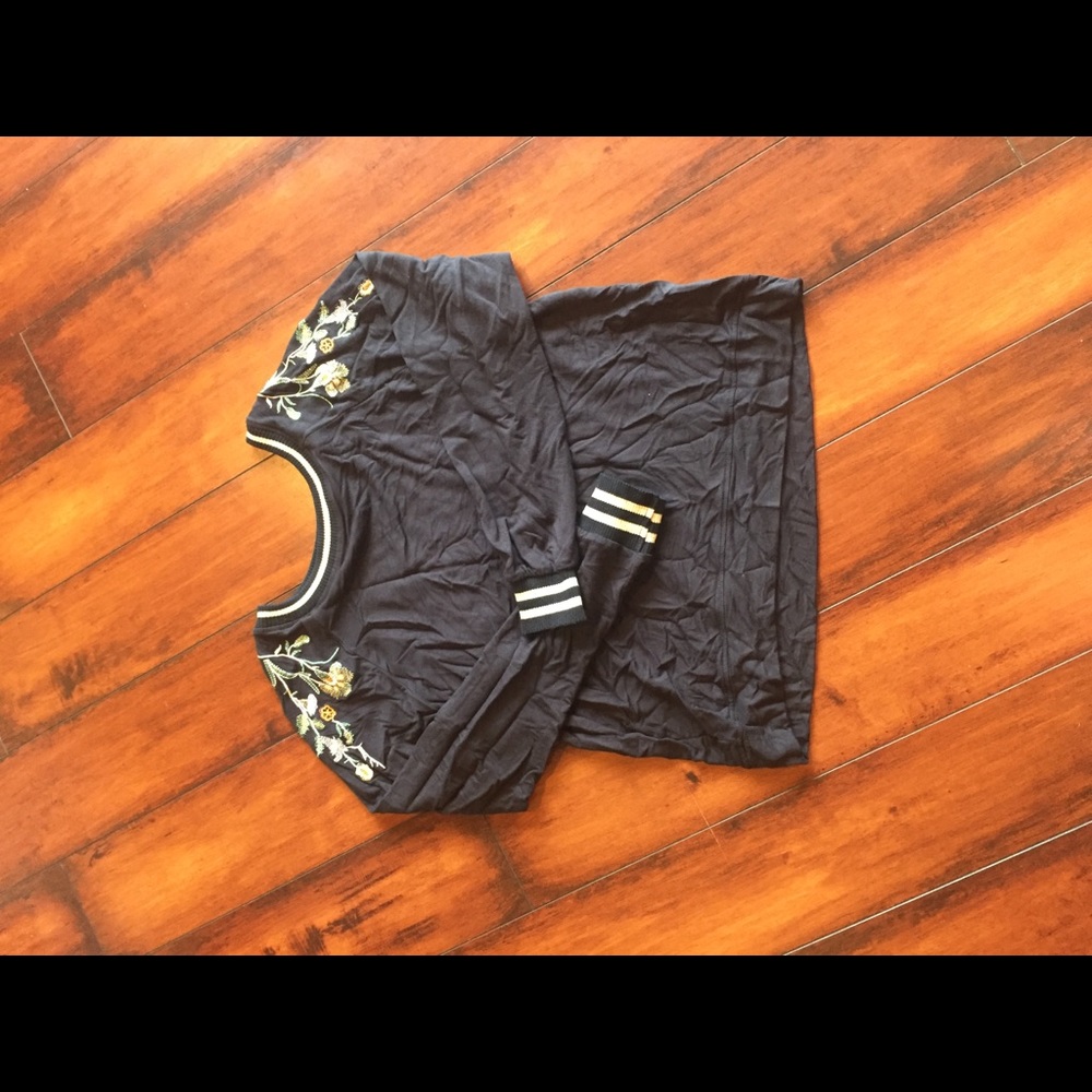 Crewneck